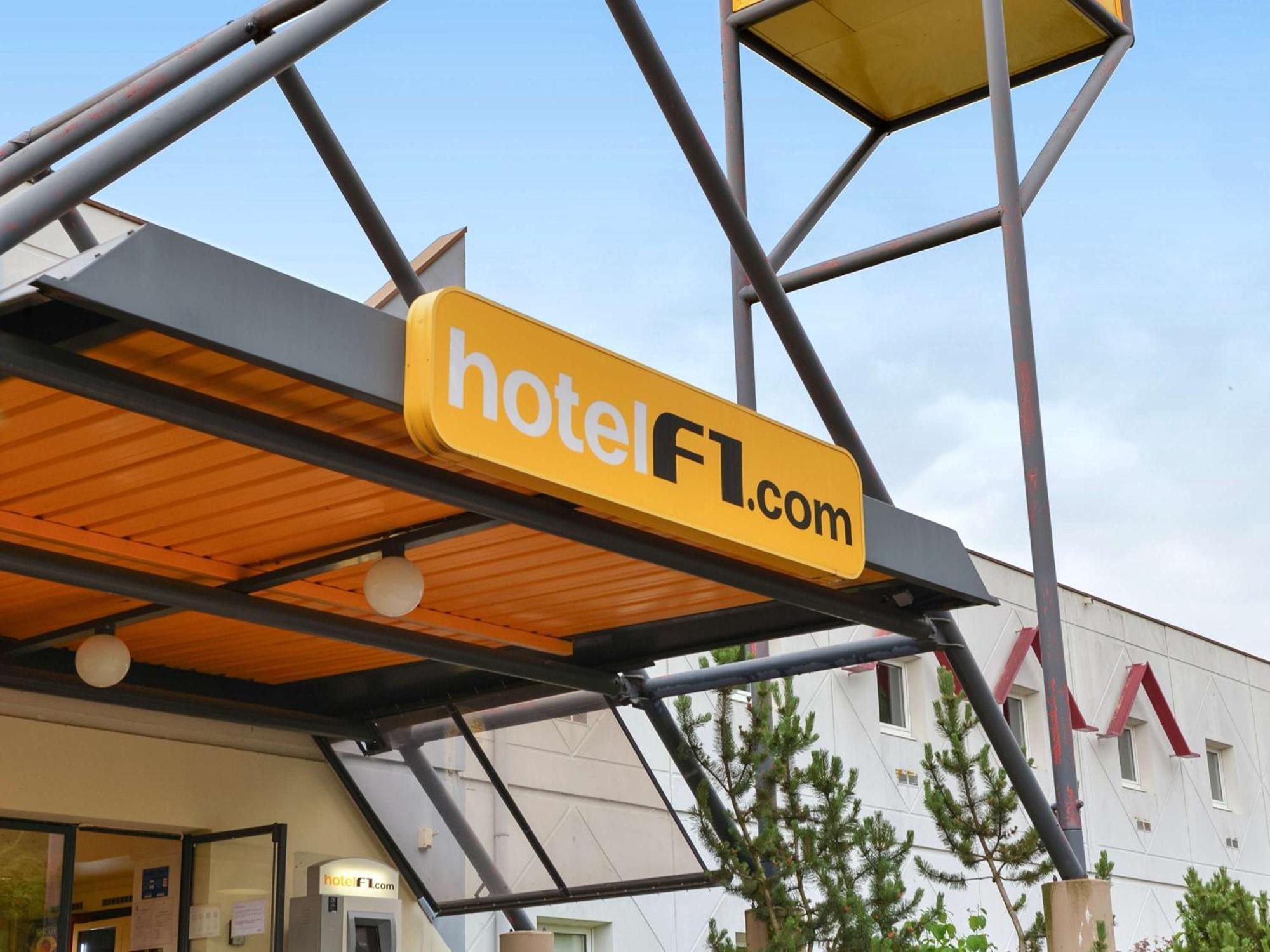 Hotelf1 Tours Nord Екстер'єр фото